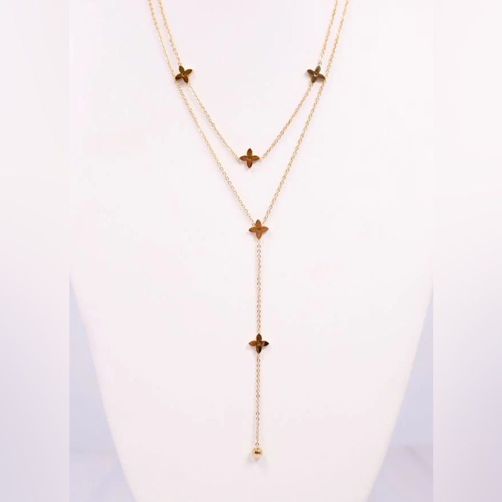 Clover layered necklace